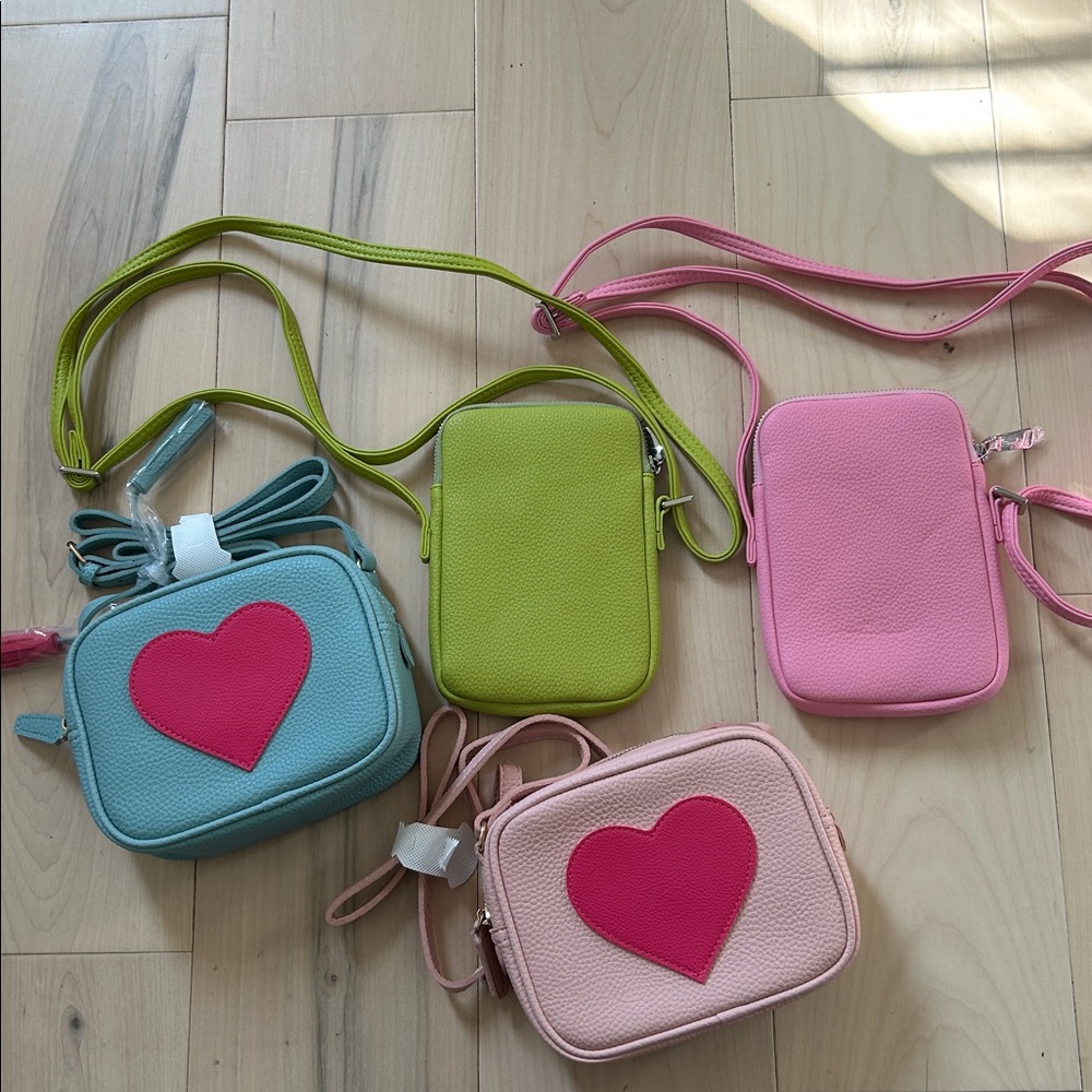 Bundle Of 4 Girls Pink Heart Crossbody Purses - Pink Blue Green